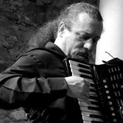 Angizia - List pictures