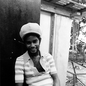 Max Romeo - List pictures