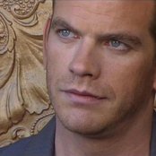 Garou - List pictures