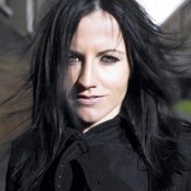 Dolores O'riordan - List pictures