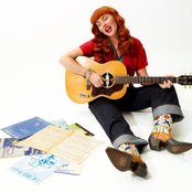 Kim Lenz - List pictures