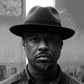 Robert Hood - List pictures