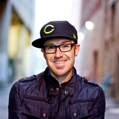 Ryan Stevenson - List pictures