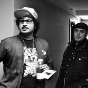 The King Khan & Bbq Show - List pictures