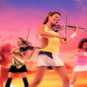 Bond - List pictures