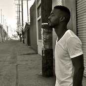 Luke James - List pictures
