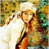 Lola - List pictures