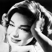 Simone Signoret - List pictures