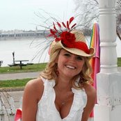 Olivia Henken - List pictures