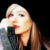 Krystal Meyers - List pictures