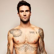 Adam Levine - List pictures