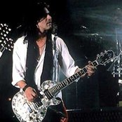 Gilby Clarke - List pictures