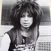 Vinnie Vincent Invasion - List pictures