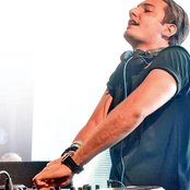 Alesso - List pictures