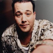 Uncle Kracker - List pictures
