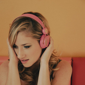 Lucy Woodward - List pictures