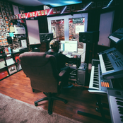 Polyester The Saint - List pictures