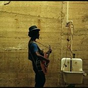 K'naan - List pictures