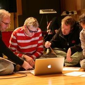 Metro - List pictures