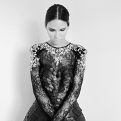 Joyce Jonathan - List pictures