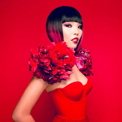 Dami Im - List pictures
