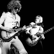 Ian Hunter - List pictures