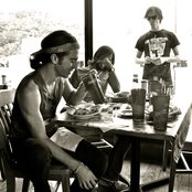 The Whigs - List pictures