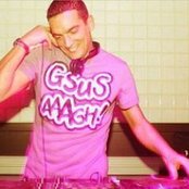 Antoine Clamaran - List pictures