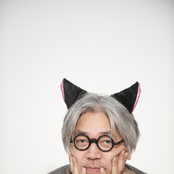 Ryuichi Sakamoto - List pictures