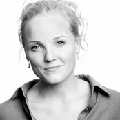 Kerry Ellis - List pictures