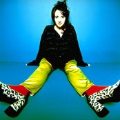 Holly Cole - List pictures