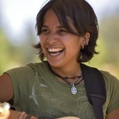 Vicci Martinez - List pictures