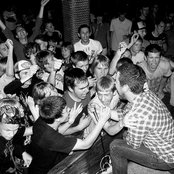 Ricochet - List pictures