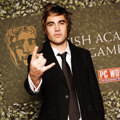 Charlie Simpson - List pictures