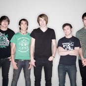 Sparks The Rescue - List pictures