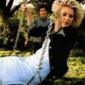 Jennifer Paige - List pictures