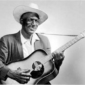 Joseph Spence - List pictures