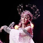 Kylie Minogue - List pictures