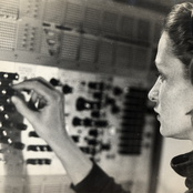 Eliane Radigue - List pictures