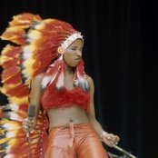 Chaka Khan - List pictures