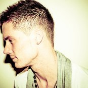 Dean Raven - List pictures