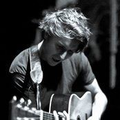 Ben Howard - List pictures