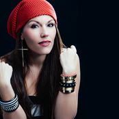 Beckah Shae - List pictures