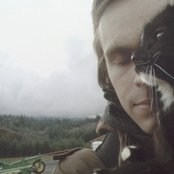 Peter Broderick - List pictures