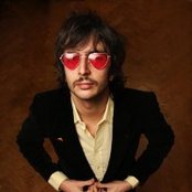 Deluxe - List pictures