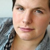 Robin Stjernberg - List pictures