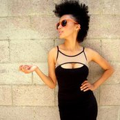 Andy Allo - List pictures