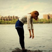 Empress Of - List pictures