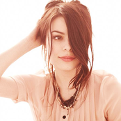 Miranda Cosgrove - List pictures