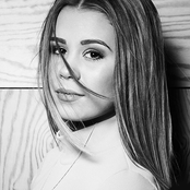 Lisa Ajax - List pictures